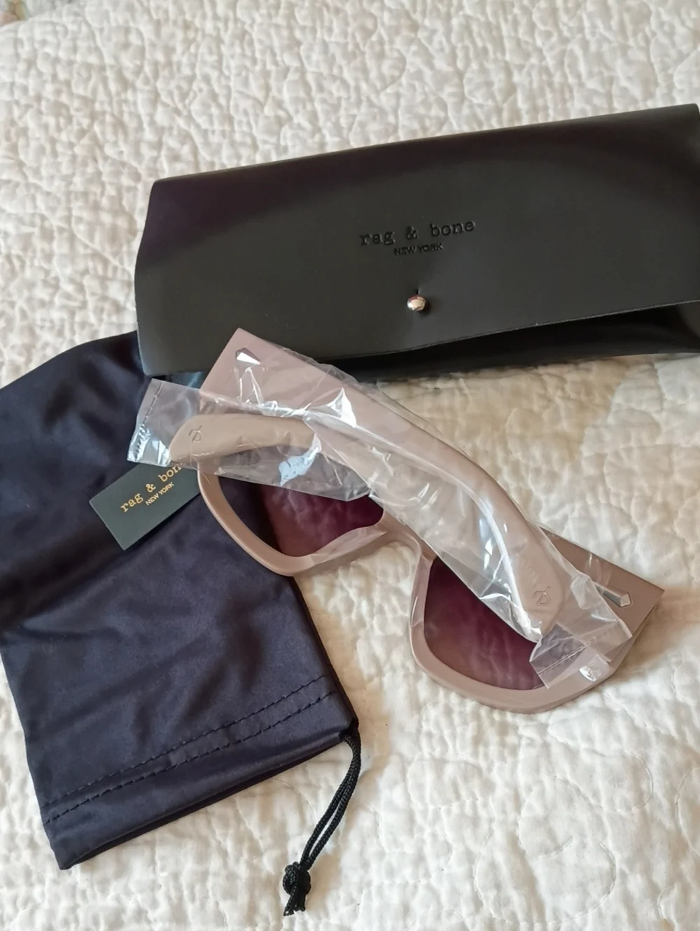 RAG & BONE Pale Taupe Cat-Eye Sunglasses, Case, Fabric Pouch, Paperwork, NWT